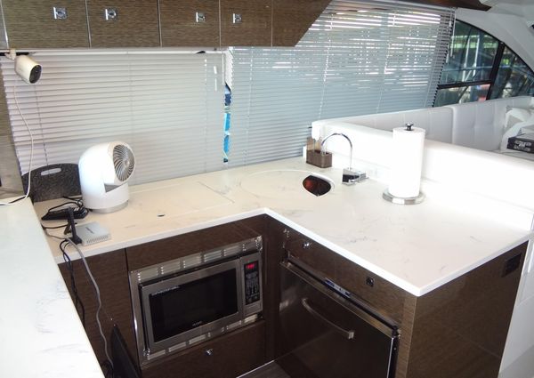 Cruisers Yachts 50 Cantius image