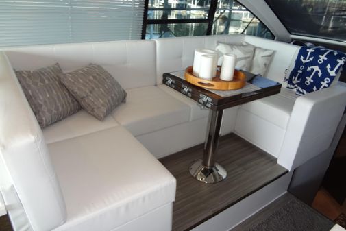 Cruisers Yachts 50 Cantius image