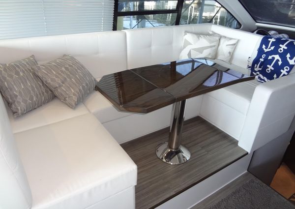 Cruisers Yachts 50 Cantius image