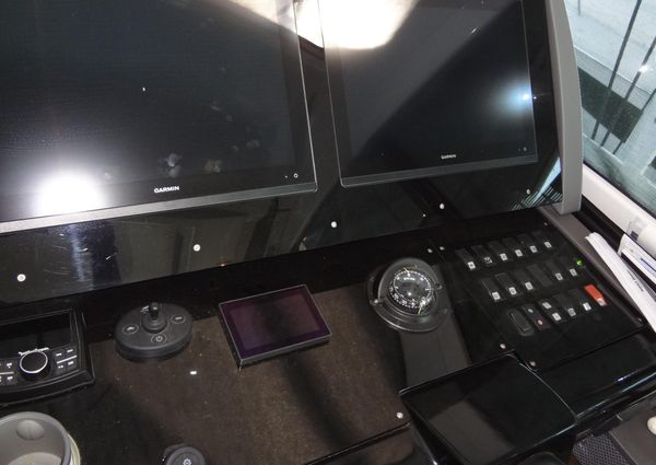 Cruisers Yachts 50 Cantius image