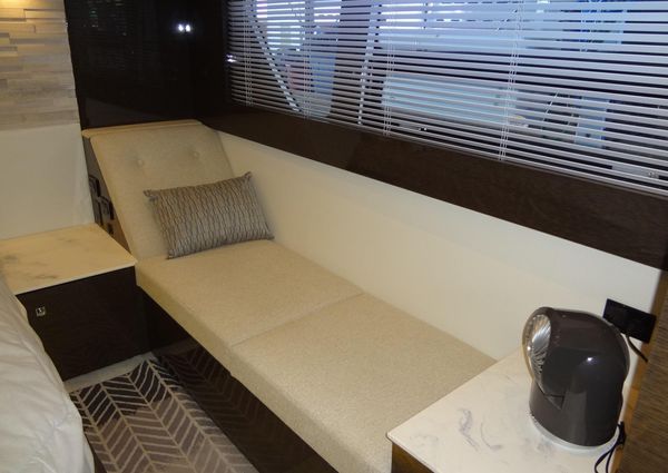 Cruisers Yachts 50 Cantius image