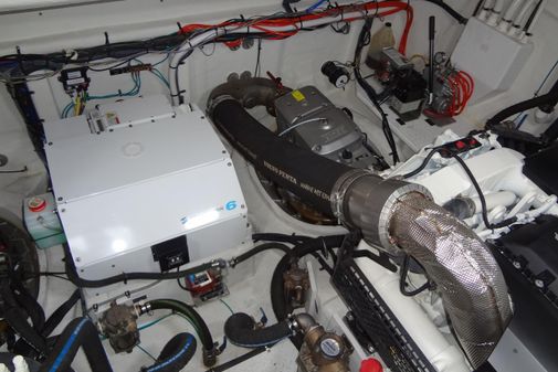 Cruisers Yachts 50 Cantius image