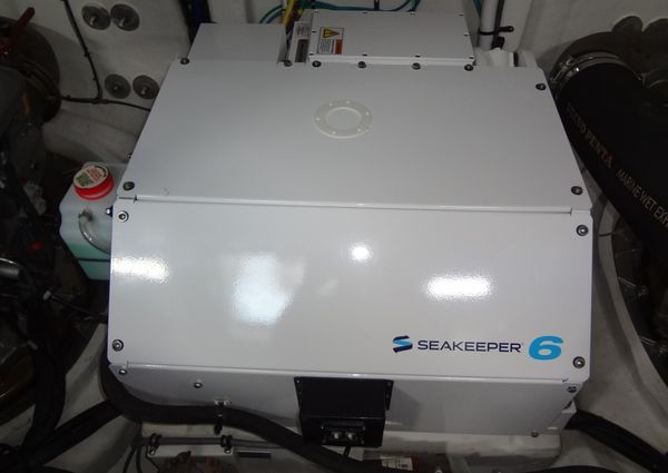 Cruisers Yachts 50 Cantius image