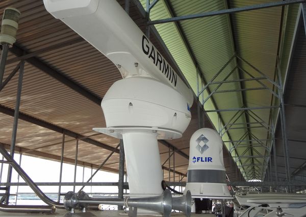 Cruisers Yachts 50 Cantius image