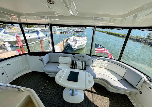 Sea Ray 390 Motor Yacht image