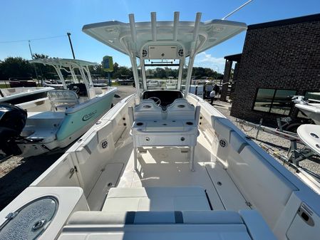 Robalo R250 image