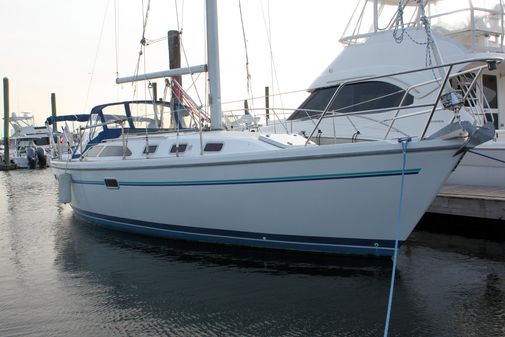 Catalina 34 MkII image