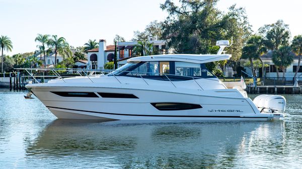 Regal 38 XO