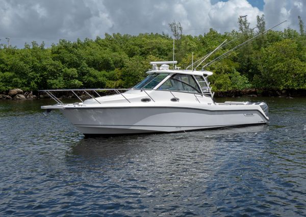 Boston Whaler 345 Conquest image