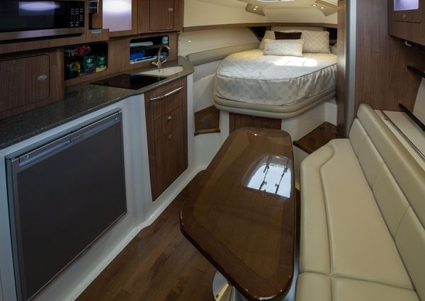 Boston Whaler 345 Conquest image