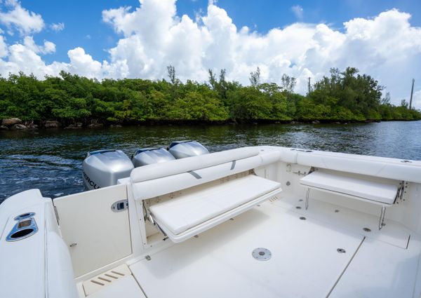 Boston Whaler 345 Conquest image