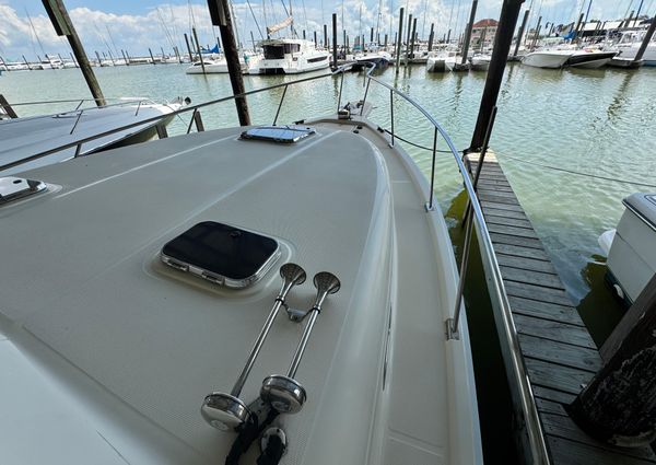 Mainship Pilot 34 image