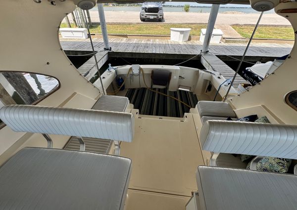 Mainship Pilot 34 image