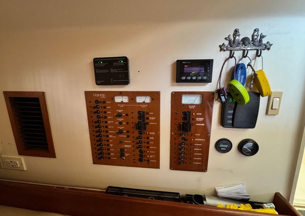 Mainship Pilot 34 image