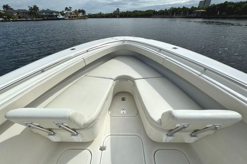 Pursuit 3480 Center Console image