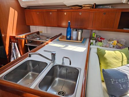 Beneteau OCEANIS-37 image