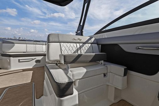 Sea Ray 290 SDX OUTBOARD image