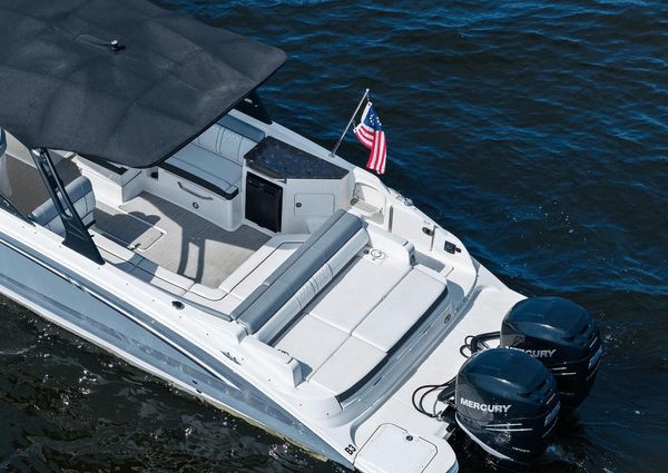 Sea Ray 290 SDX OUTBOARD image