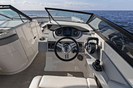 Sea Ray 290 SDX OUTBOARD image