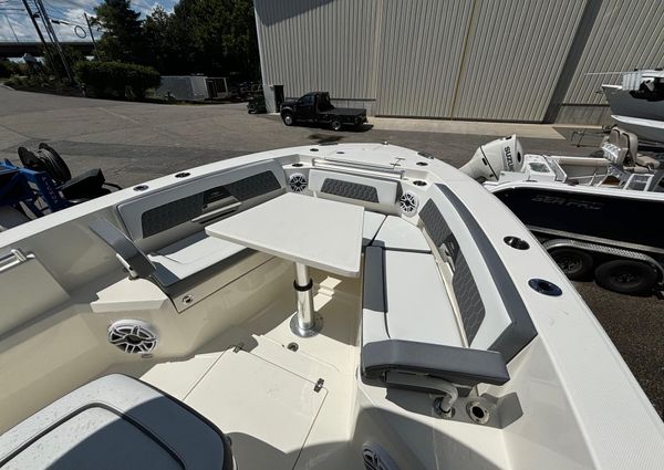 Cobia 265-CENTER-CONSOLE image