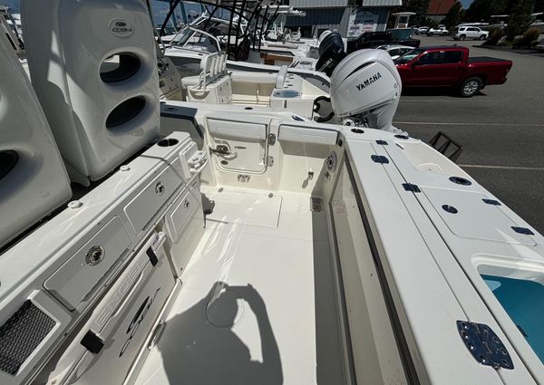 Cobia 265-CENTER-CONSOLE image