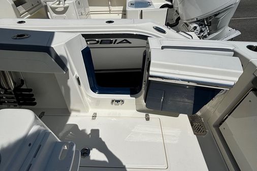 Cobia 265-CENTER-CONSOLE image