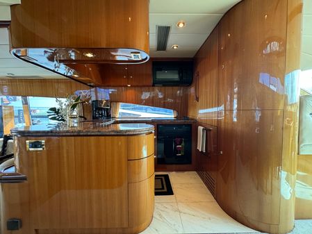 Horizon Flybridge Motor Yacht image