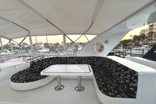 Horizon Flybridge Motor Yacht image