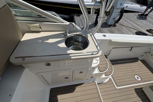 Wellcraft 340 Coastal image