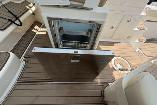 Wellcraft 340 Coastal image