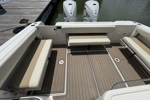 Wellcraft 340 Coastal image