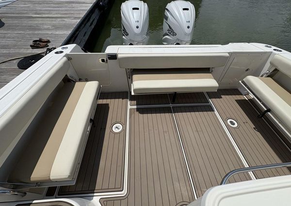 Wellcraft 340 Coastal image