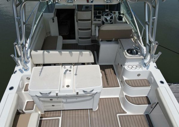 Wellcraft 340 Coastal image