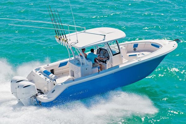 Robalo R302-CENTER-CONSOLE - main image