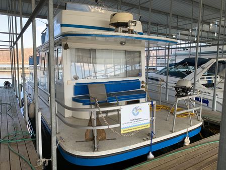 Gibson HOUSEBOAT image