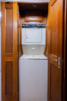 Viking 57 Convertible image