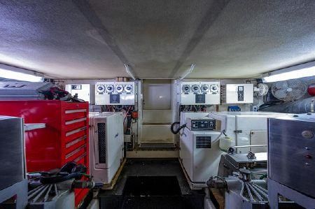 Viking 57 Convertible image