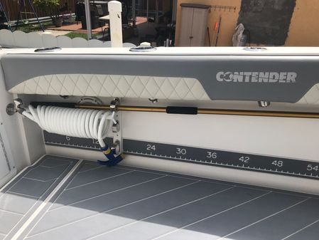 Contender Center Console Forward Cuddy image