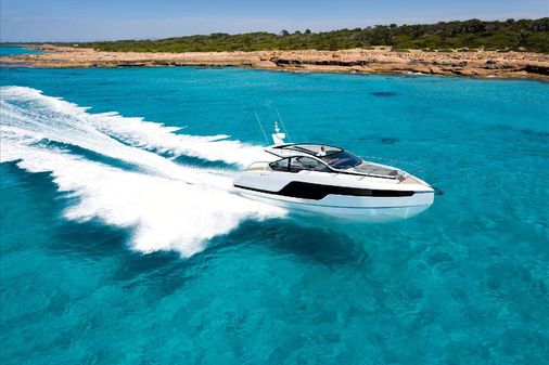 Fairline TARGA-40 image