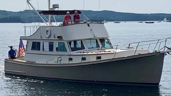Jarvis Newman Newman 46 Flybridge Cruiser