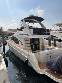 Sea Ray 44 Sedan Bridge image