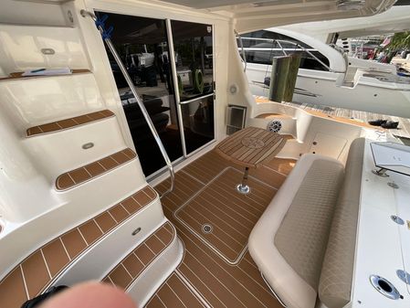 Sea Ray 44 Sedan Bridge image