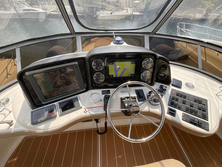 Sea Ray 44 Sedan Bridge image