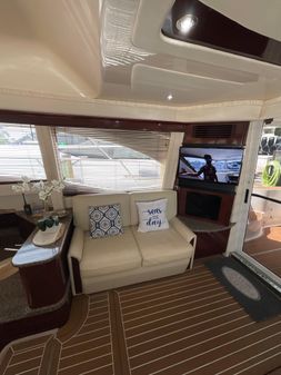 Sea Ray 44 Sedan Bridge image