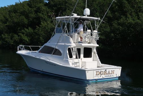 Luhrs 40 Convertible image