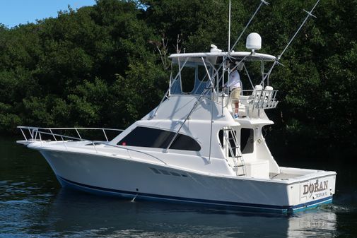 Luhrs 40 Convertible image