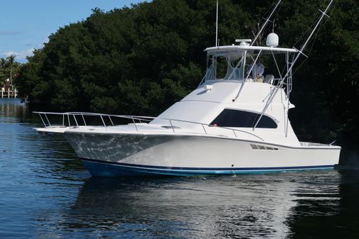 Luhrs 40 Convertible image