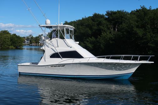 Luhrs 40 Convertible image