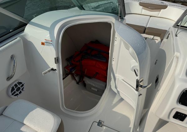 Robalo R207-DUAL-CONSOLE image