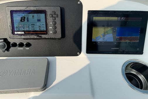 Robalo R207-DUAL-CONSOLE image